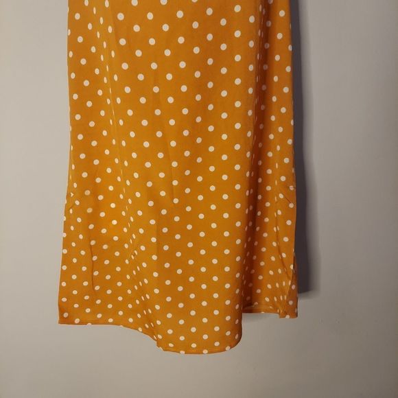 Ruffle Armhole Tie Back Polka Dot Dress - Picture 6 of 9